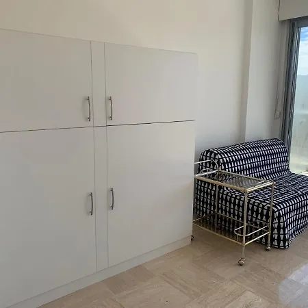 With Private Parking Apartment *