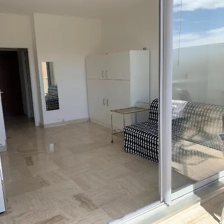 With Private Parking Apartment